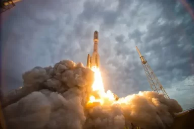 SpaceX запустила десять спутников Космических сил США Tranche 0